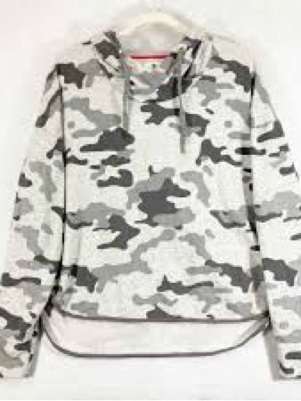Sundry Camo Curved Hem Woman’s Hoodie. Size 1 (Small).